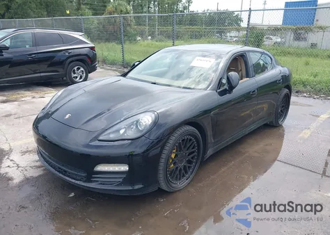 2011 Porsche Panamera 4 из США, поврежденный, VIN WP0AA2A70BL010697
